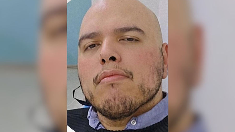 Preso há 5 meses, jornalista réu por estuprar menino de 11 anos passa por audiência