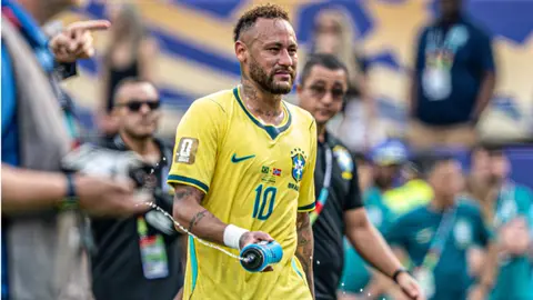 Neymar confirma aposentadoria da Seleção: ‘Não quero mais’