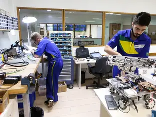 MEC regulamenta programa que fortalece formação profissional