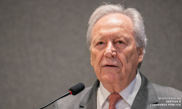 Lewandowski comprou imóvel de R$ 9,4 mi de alvo da PF, diz jornal