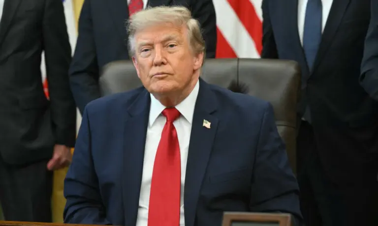 Senadores dos EUA acusam Trump de conspirar contra eleições no Brasil