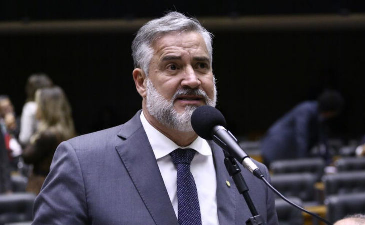 Paulo Pimenta diz que Viana fraudou a votação na CPMI: ‘Violou a democracia’
