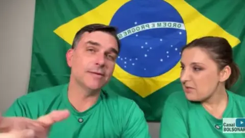 Flávio Bolsonaro defende nome de Daniella Marques para vice, mas esbarra em neutralidade do Republicanos
