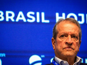 Nem Caiado, nem Ratinho Jr, Valdemar quer disputa entre Flávio Bolsonaro e Lula nas eleições 2026