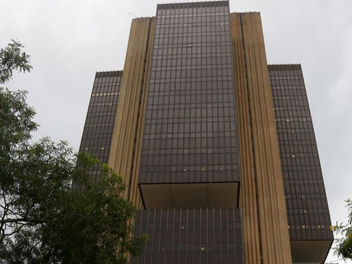 Banco Central mantém Selic em 15% ao ano pela 5ª vez