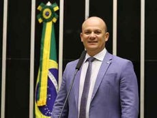 Oposição protocola novo pedido de impeachment contra Moraes