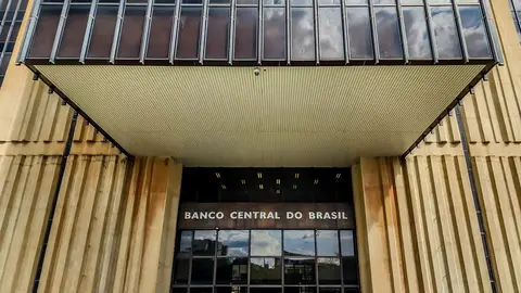 BC reduz juros básicos para 13,75% ao ano