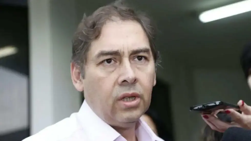 Juiz nega prisão domiciliar e Bernal voltará para presídio após receber alta da Santa Casa
