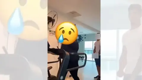 Irmão gêmeo de homem preso por se masturbar em academia se afasta do trabalho