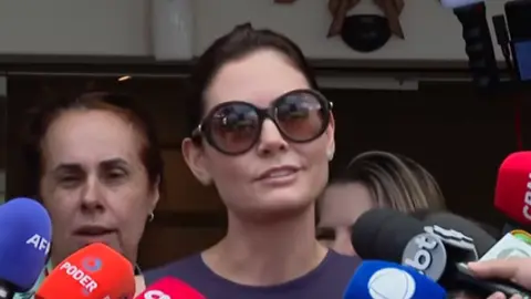 Michelle se pronuncia após pedido de desculpas de Flávio: ‘Não tenho raiva’