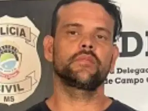 Filho que matou o pai com tiros na cabeça é preso 4 dias após crime