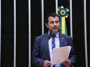 Câmara aprova projeto que proíbe bloqueio à venda de milhas sem opção de conversão em dinheiro