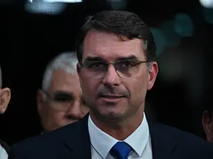 Flávio diz que cerne do Caso Master é o PT da Bahia