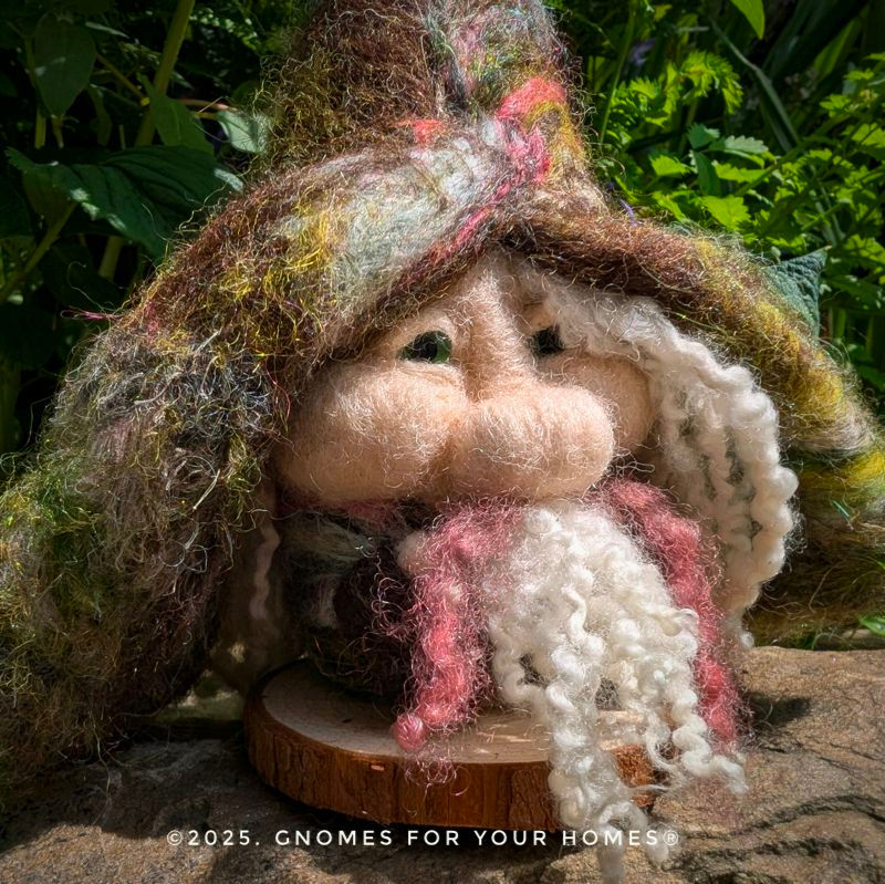 Thumbnail: Pezizo, Gnome of the Scarlett Cup Mushrooms 