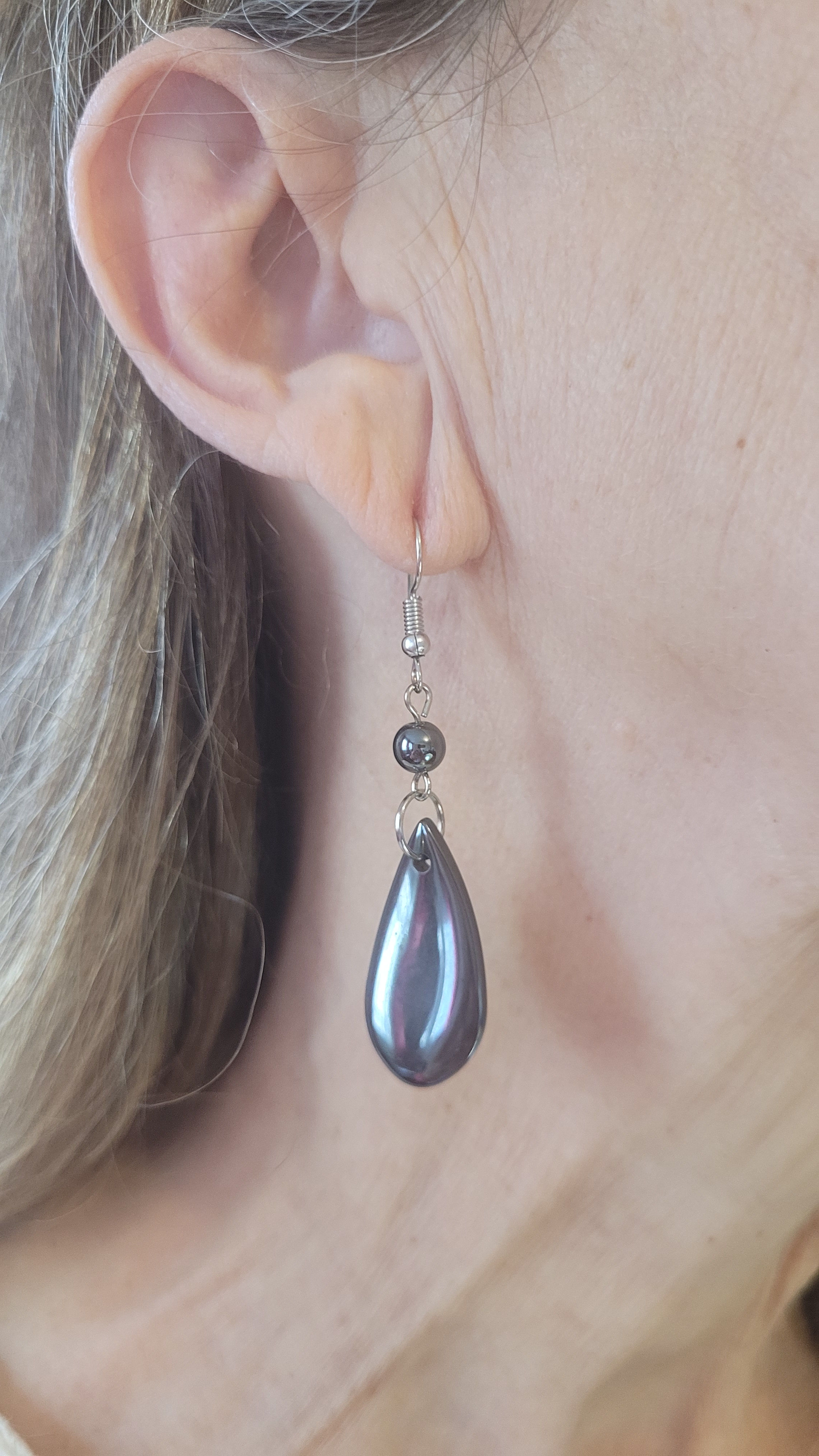 Pendentif larme en Hématite