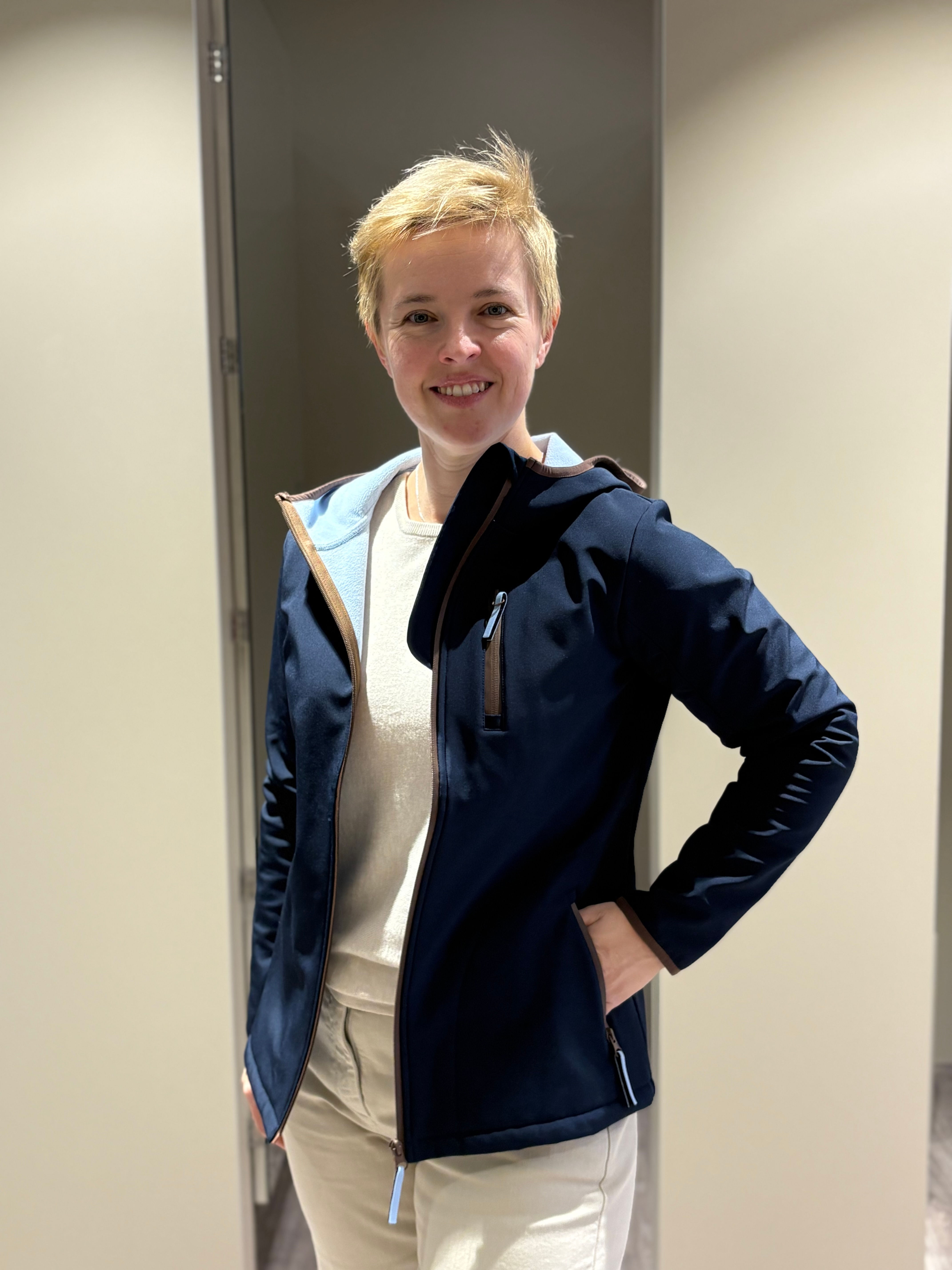 Donkerblauwe windstopper vest met fleece – sportief & warm