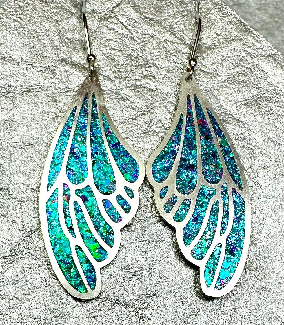 Wing Sparkle Glassish Earring