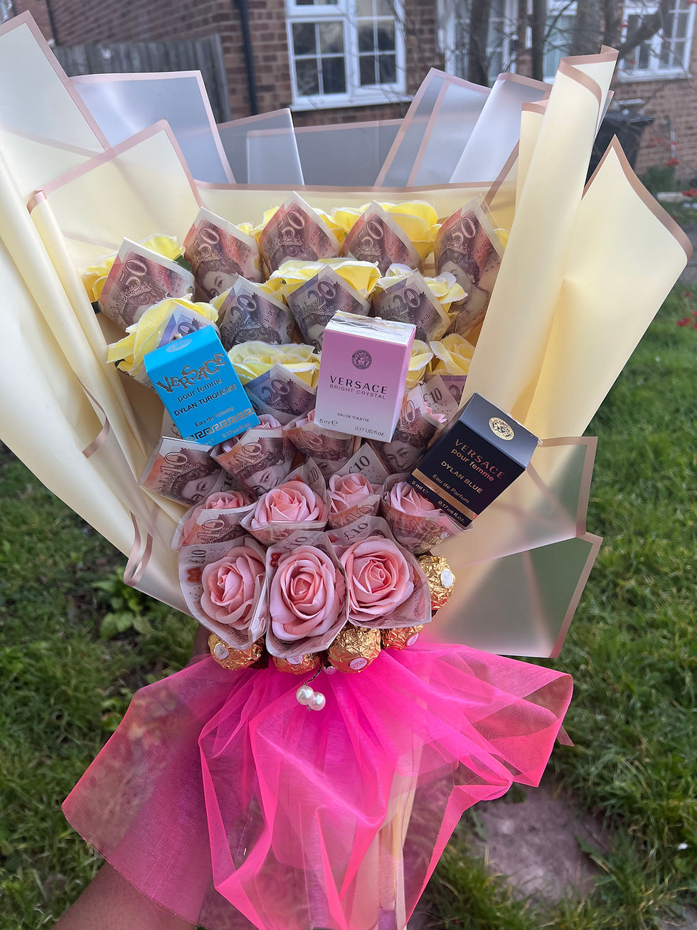 Thumbnail: Close up view of £500 cash bouquet with chocolates