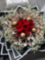 money bouquet with chocolates