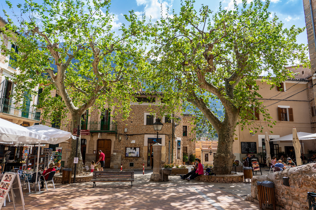 A square in Fornalutx, Mallorca