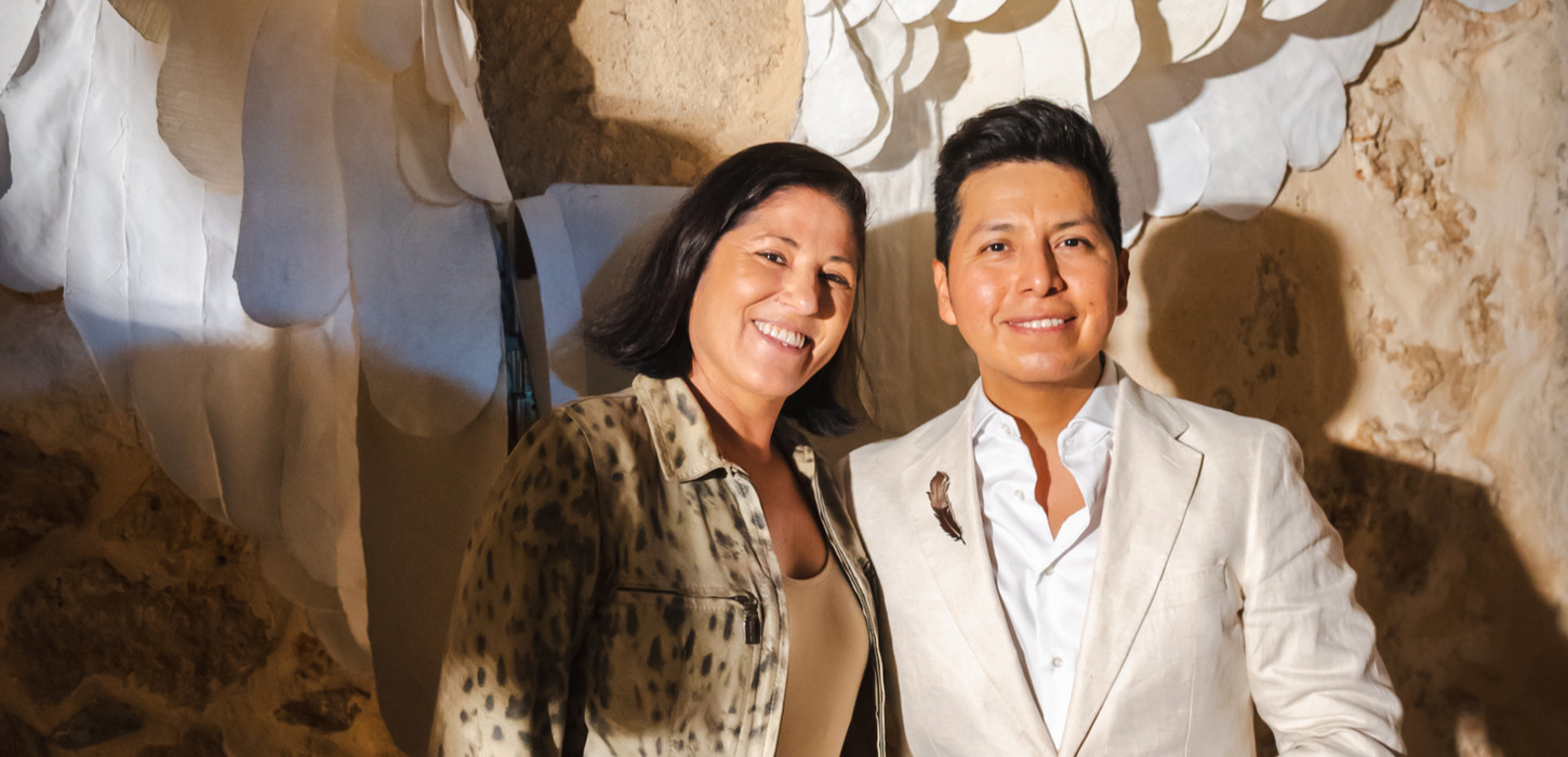 Artist Lucio Sanz and In Mallorca writer Mar Piris at the launch of Lucio's Universo exhibition in Mallorca.