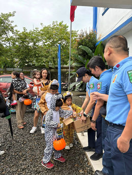 Angat Police Join Day Care “Trick or Treat” Celebration to Strengthen Community Ties