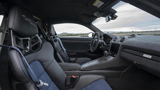 porsche-7a8-cayman-gt4-rs-17.jpeg