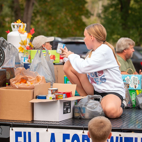 Harvest Moon Run Fill a Ford with Food Collection Route 66 State Park-USA