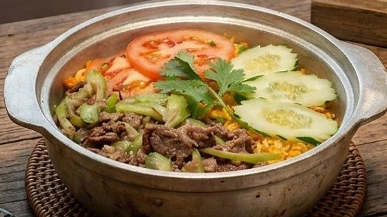 Cơm Chiên Bò