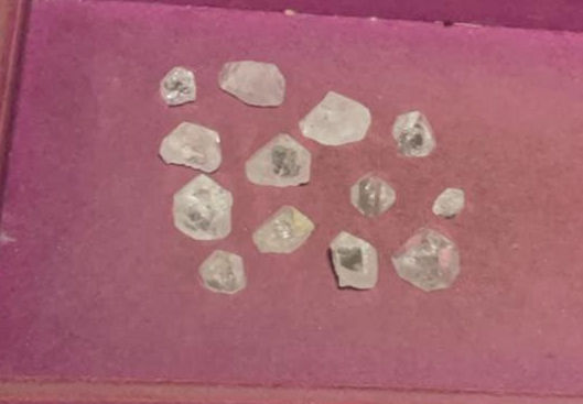 Pierres brutes Apophyllite