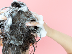 Pasos para lavar el cabello con el Shampoo Yakarta