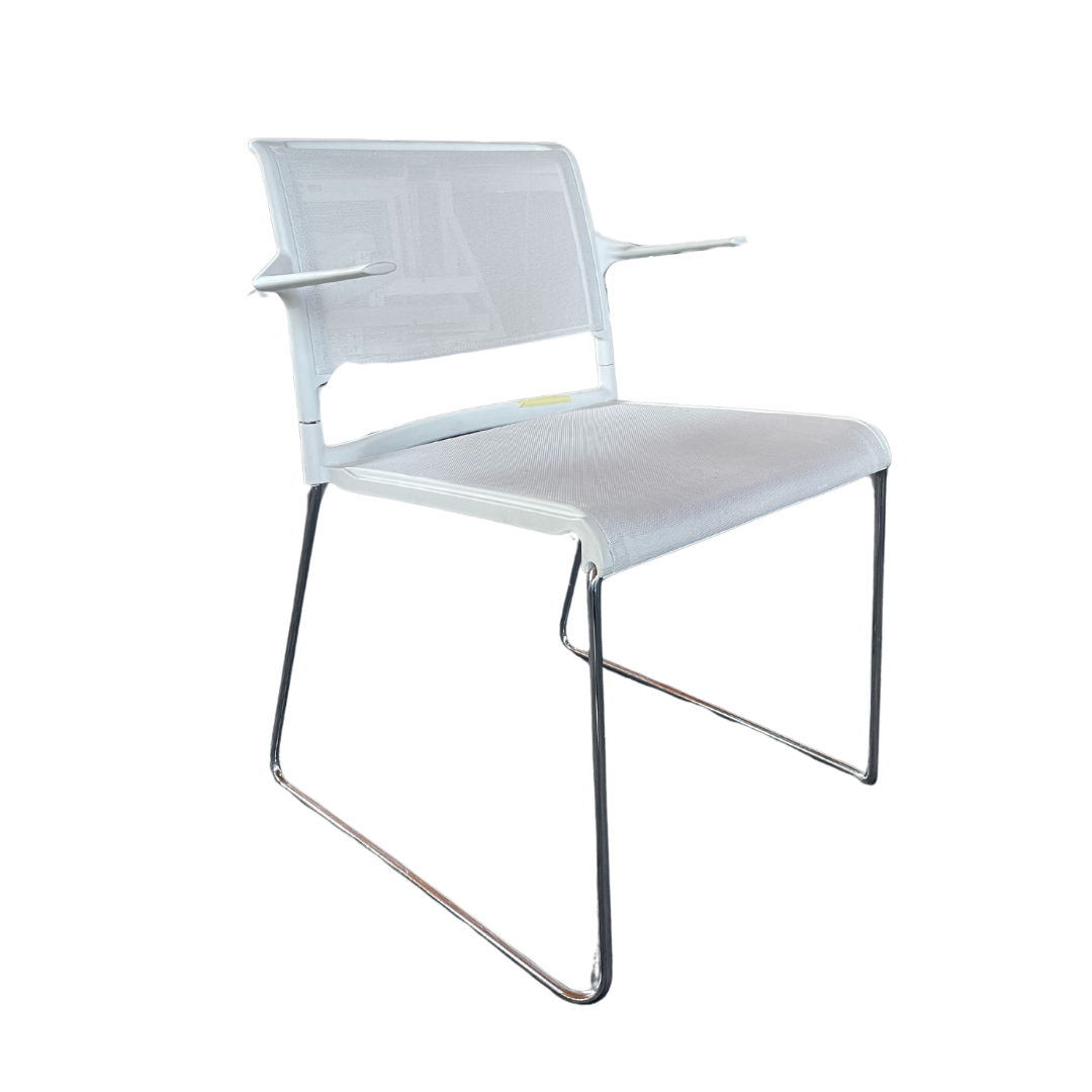 Chaise de réunion empilable Wilkhann (Qté : 185) CHA309