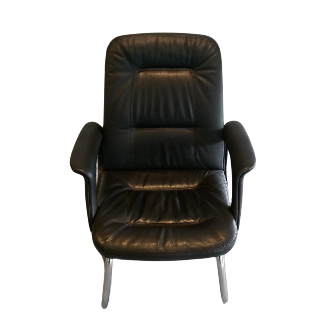 Fauteuil noir confortable ZEFLA avec accoudoirs (Qté : 12) FAU203