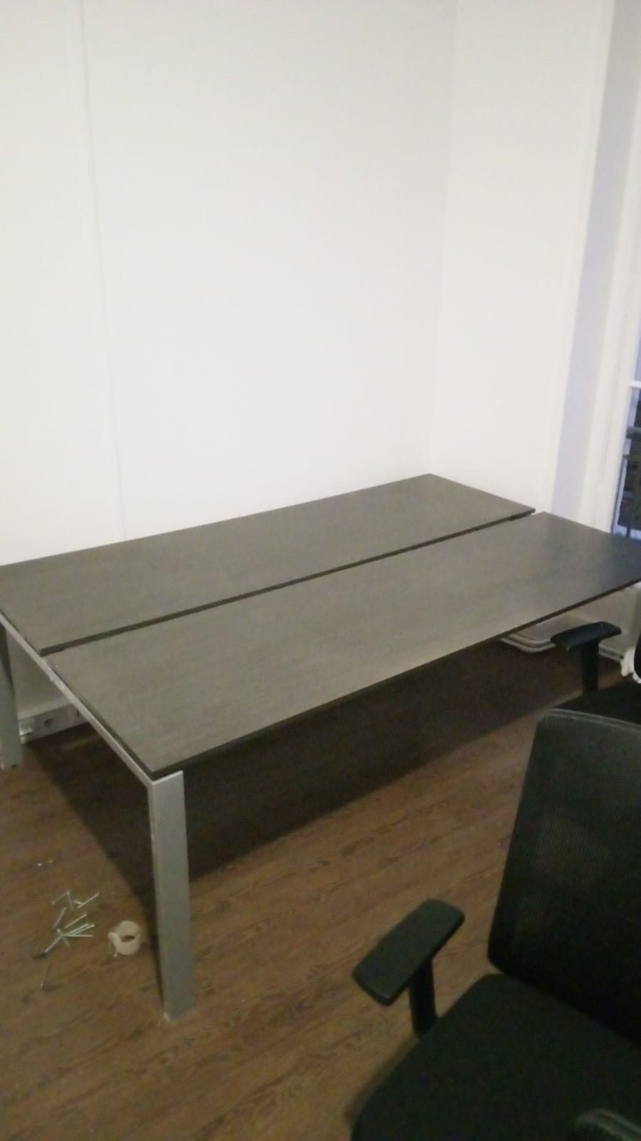 Miniature : Table de réunion en bois foncé, 8 - 10 personnes (Qté : 1) TAB308