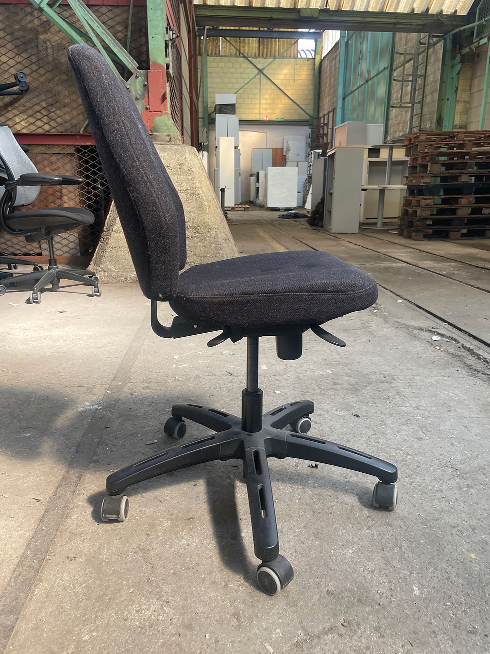 Miniature : Fauteuil gris sans accoudoirs  (Qté : 3) FAU327