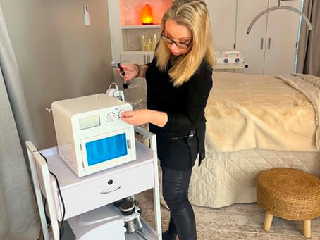 "Why I Chose the Ultimate Skin Refiner" Julie Wallis, Clinical Master Esthetician & Owner of Natural Radiant Skin LLC