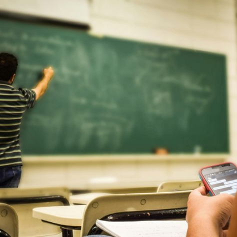 Padres de familia y maestros deben denunciar extorsión en escuelas: diputada