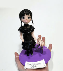cake topper personalizzato compleanno in fimo tema mercoledì