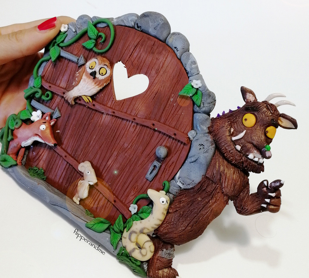 Porta Magica ispirata al Gruffalò con personaggi della storia