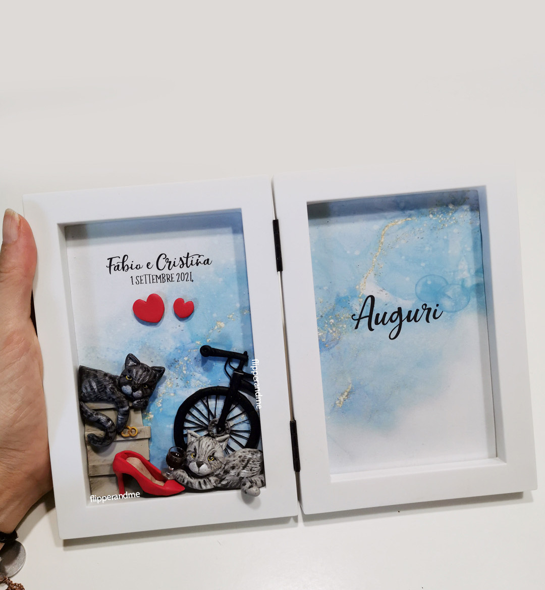 ritratto personalizzato senza persone con gatti bicicletta e scarpe con il tacco
