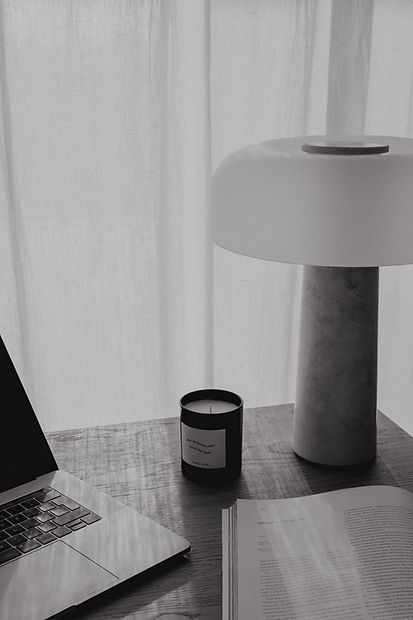 kaboompics_travertine-lamp-candle-magazine-29146.jpg