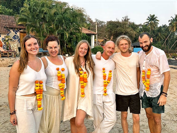 Student on beach 200hrs