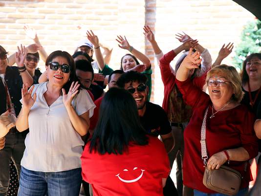 Edudown celebra la inclusión: música, juegos y regalos con Abercrombie & Kent