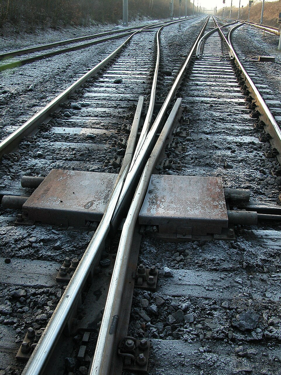 960px-Switch_diamond_Hambachbahn2.jpg