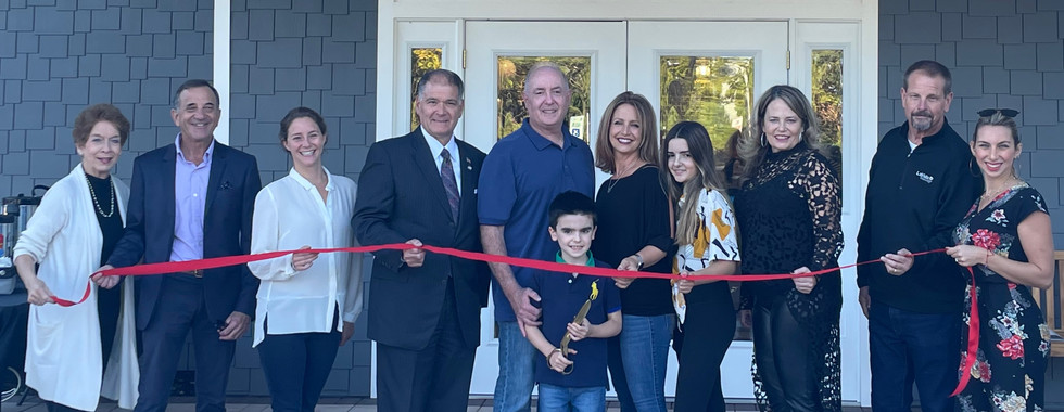 Grand Opening Event at LaVida Smithtown with Senator Mario Mattera