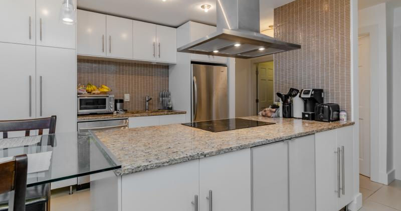 1800x1200 441 4th Ave -7-.jpg