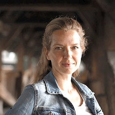 Foto_STEFANIE PFISTER_edited.jpg