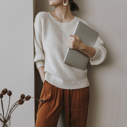 Ria Herod is the website designer behind Design By Ria