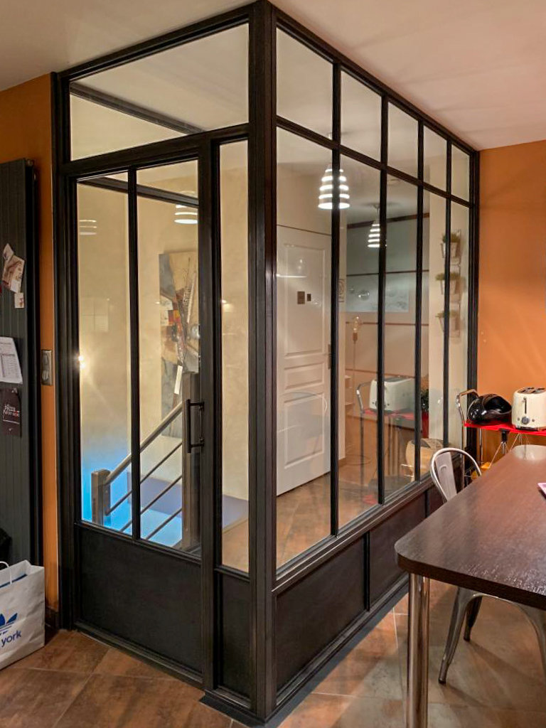 Verriere d'atelier en metal avec porte battante sur mesure Lyon