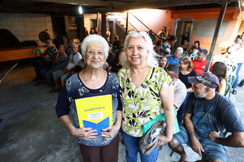 Títulos de regularização fundiária são entregues a mais 50 famílias